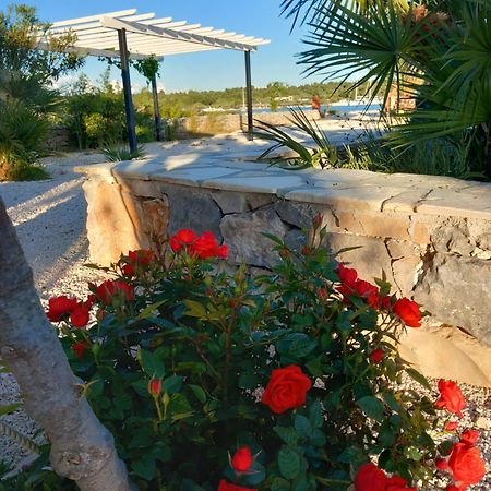 Beach House Marina Grande Betina  Exteriör bild